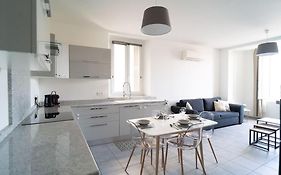 Appartement T4 Vue Mer Proche Gare Et Centre Ville