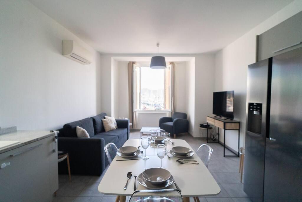 Appartement T4 Vue Mer Proche Gare Et Centre Ville Ajaccio  Extérieur photo